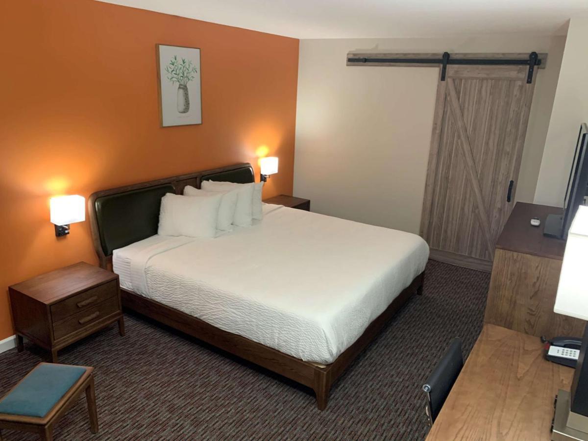 Urban Boutique Hotel; Bw Signature Collection Greenville